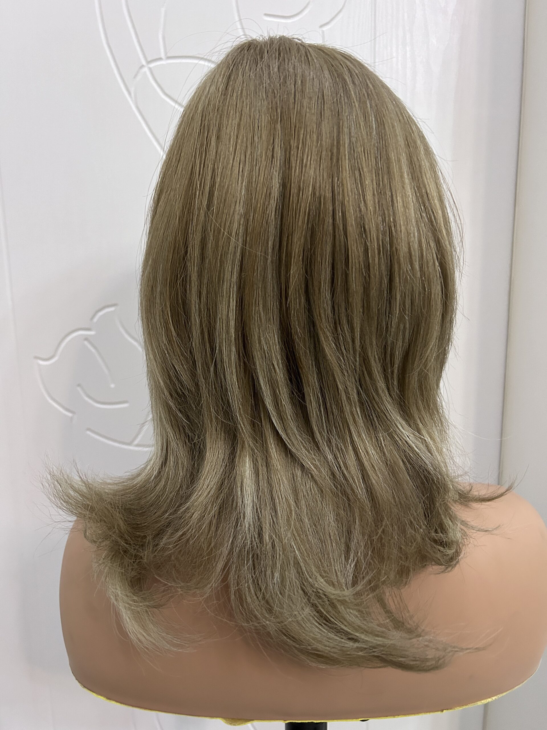 Hand-Tied Human Hair Wigs – Lightweight & Realistic Movement - Image 3