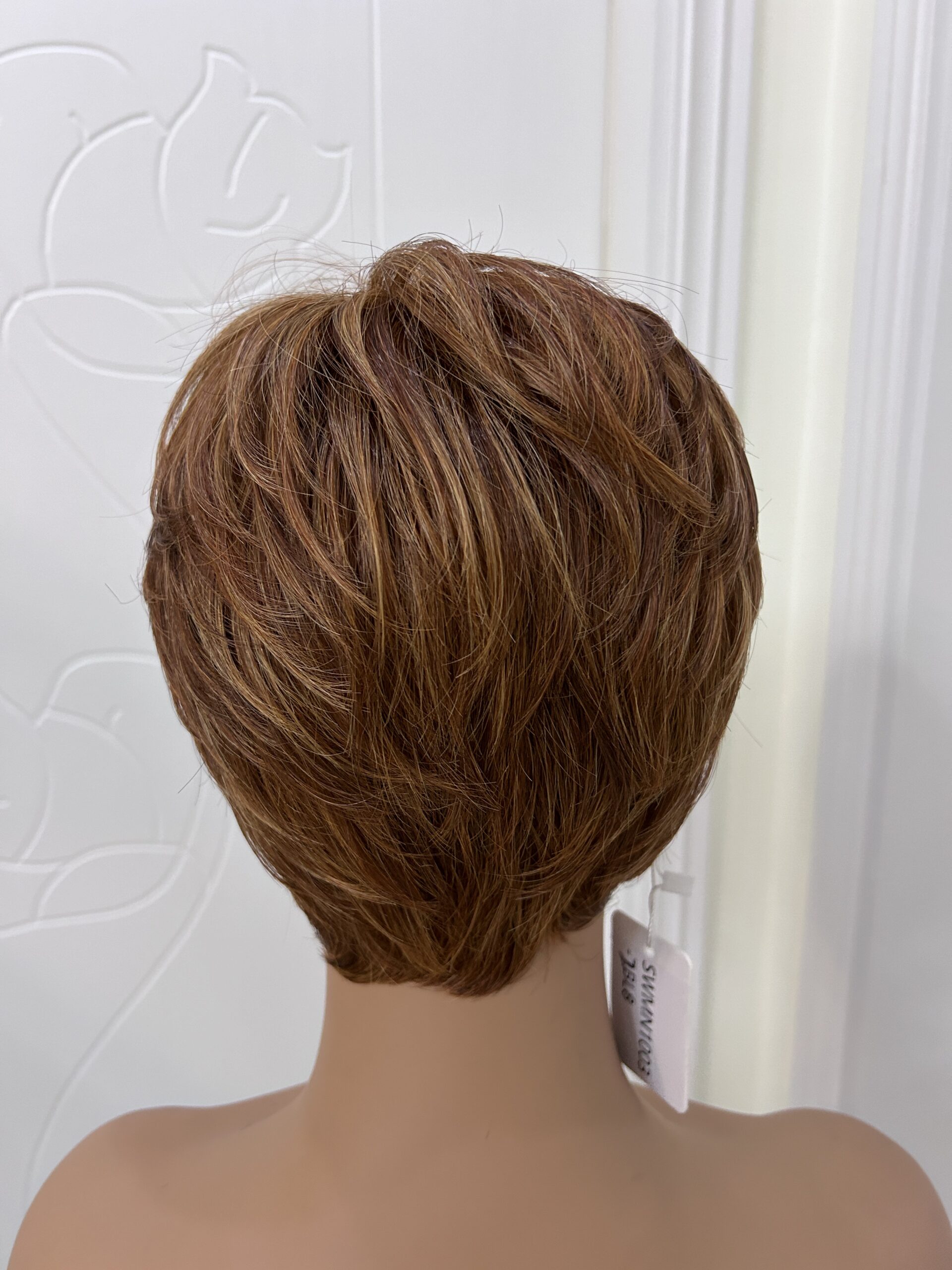 Fashionable Synthetic Monofilament Wig – Natural Movement, Adjustable Straps for Secure Fit - Image 3